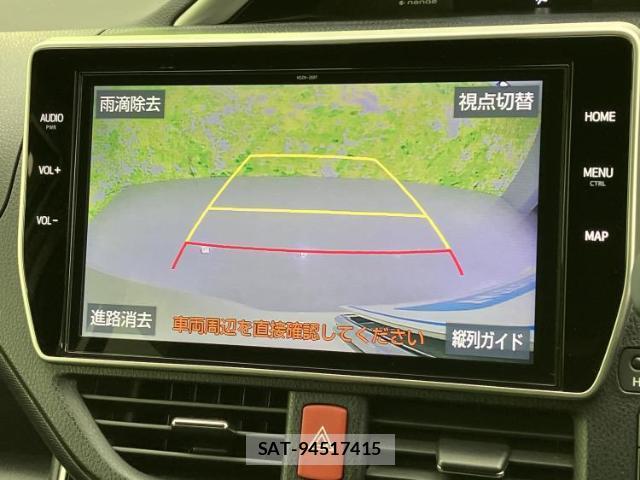 Toyota VOXY 2020-10 8225095-11