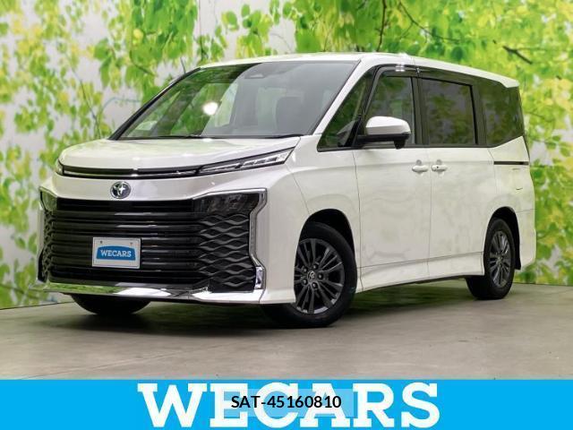 Toyota VOXY 2024-04 8225118-0