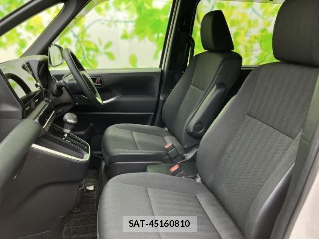 Toyota VOXY 2024-04 8225118-6