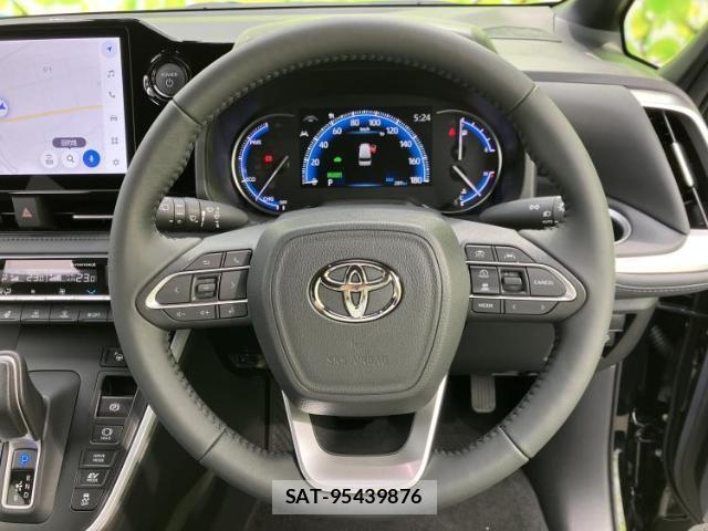 Toyota VOXY 2026-04 8225159-14