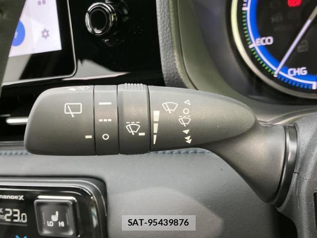 Toyota VOXY 2026-04 8225159-16