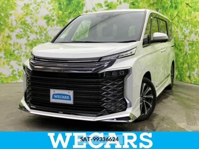 Toyota VOXY 2023-02 8225161-0