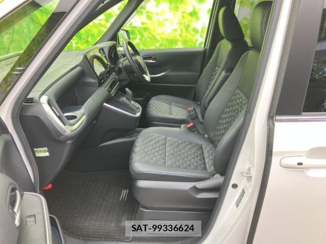 Toyota VOXY 2023-02 8225161-6