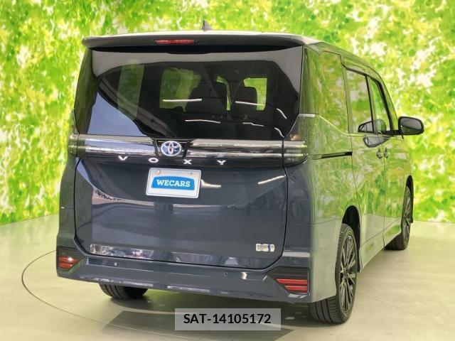 Toyota VOXY 2024-12 8225202-2