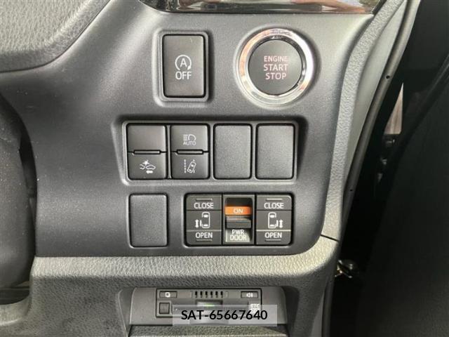 Toyota VOXY 2021-10 8225205-15