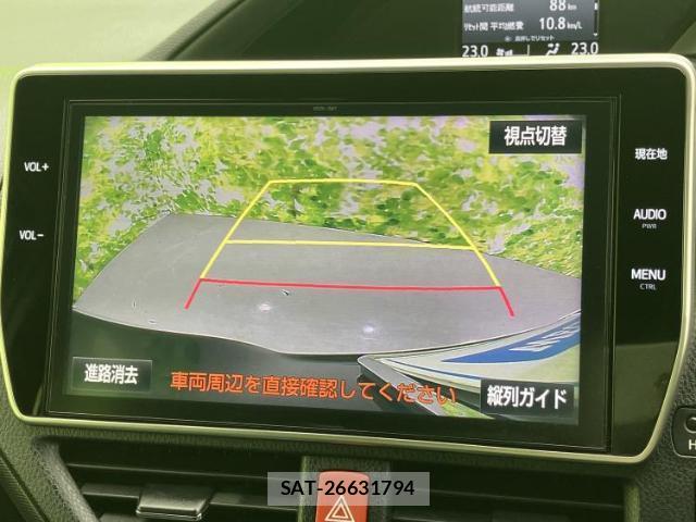 Toyota VOXY 2017-09 8225267-11