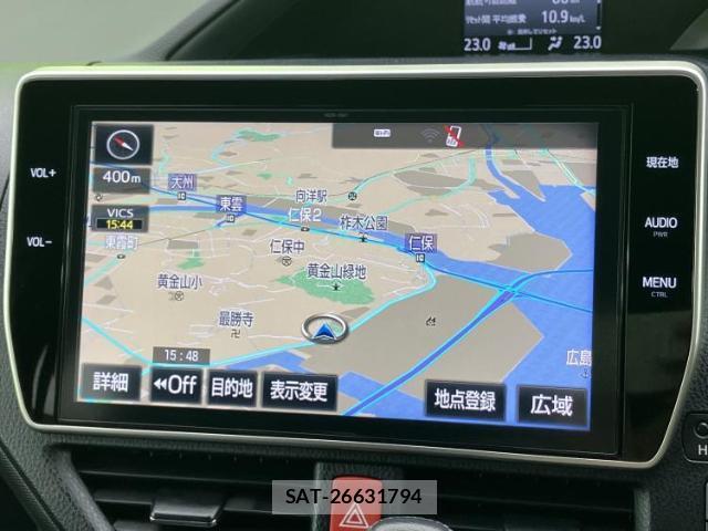 Toyota VOXY 2017-09 8225267-8