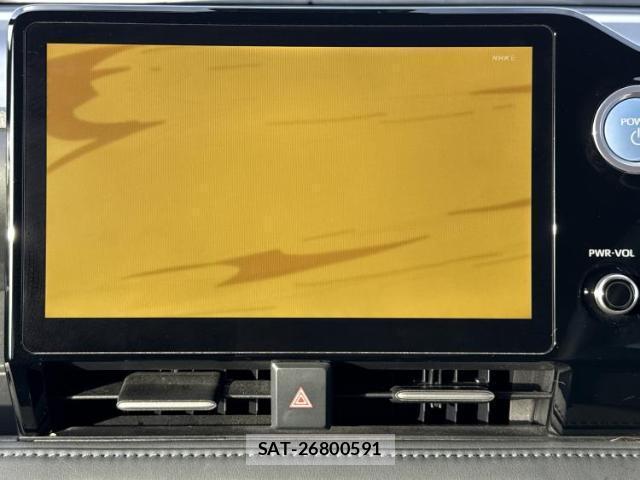Toyota VOXY 2023-01 8225271-12