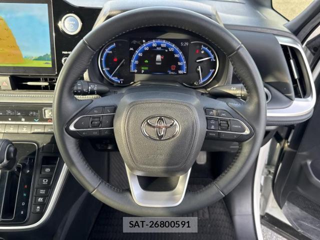 Toyota VOXY 2023-01 8225271-15