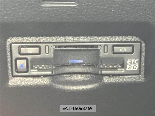 Toyota VOXY 2024-09 8225284-12