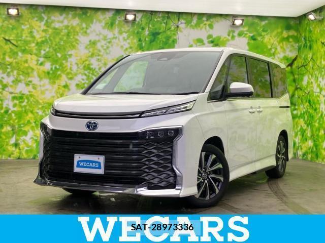 Toyota VOXY 2025-04 8225286-0