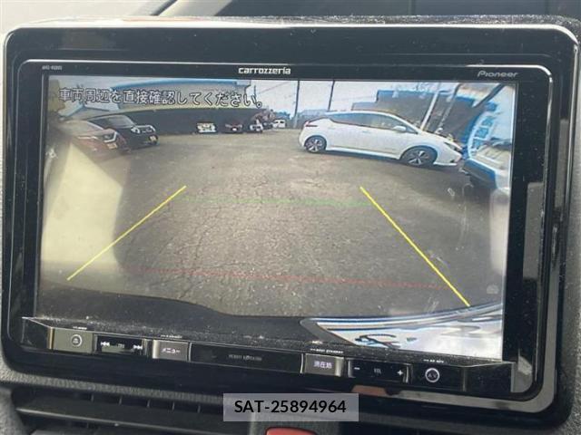 Toyota VOXY 2020-03 8225311-10