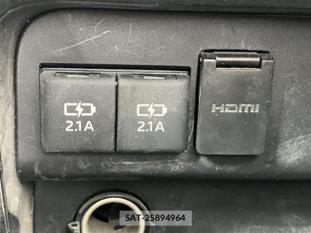 Toyota VOXY 2020-03 8225311-15