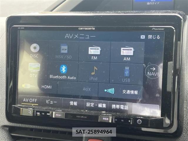 Toyota VOXY 2020-03 8225311-9