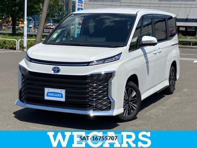 Toyota VOXY 2025-05 8225334-0