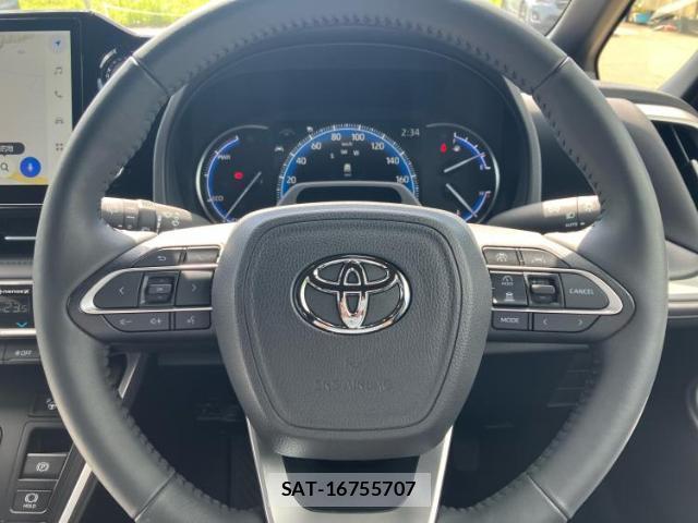 Toyota VOXY 2025-05 8225334-13