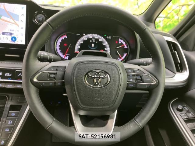 Toyota VOXY 2023-10 8225461-14