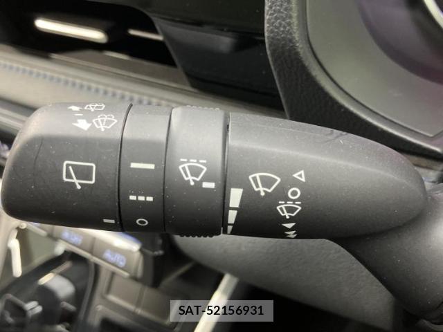 Toyota VOXY 2023-10 8225461-16
