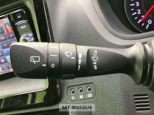 Toyota VOXY 2018-12 8225478-17