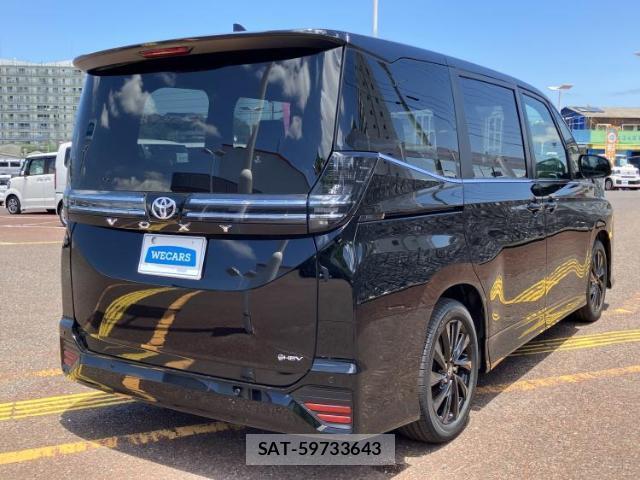 Toyota VOXY 2026-06 8225524-2