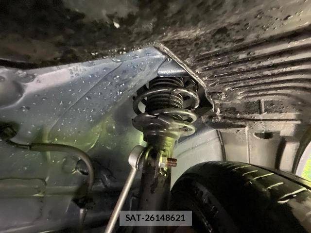 Suzuki WAGON R 2022-06 8216318-19