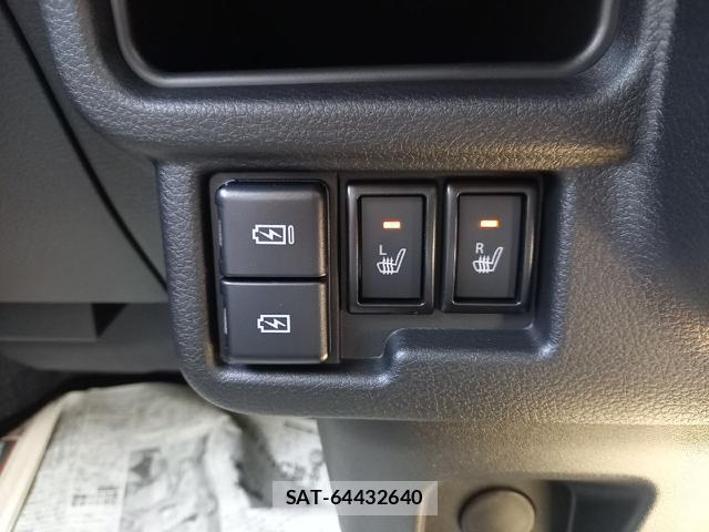 Suzuki WAGON R 2025-06 8222398-2