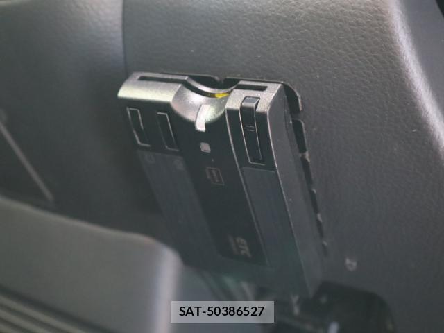 Suzuki WAGON R 2009-04 8216194-7