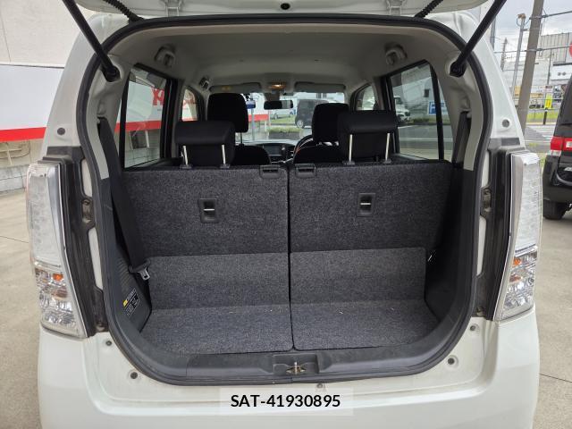 Suzuki WAGON R 2014-03 8216203-14