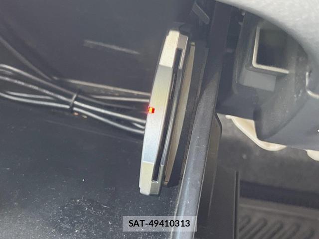 Suzuki WAGON R 2014-02 8219558-3