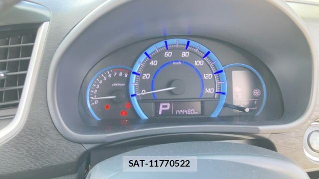 Suzuki WAGON R 2015-08 8219642-2