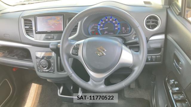 Suzuki WAGON R 2015-08 8219642-7