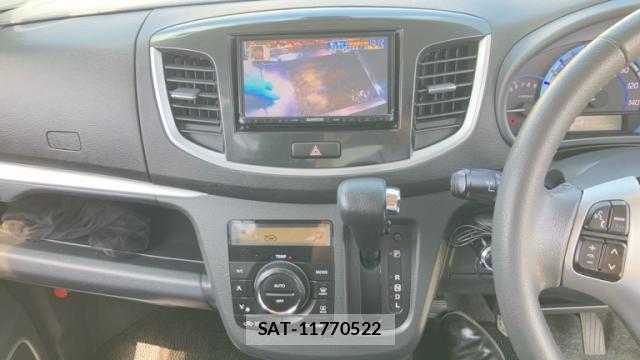 Suzuki WAGON R 2015-08 8219642-9