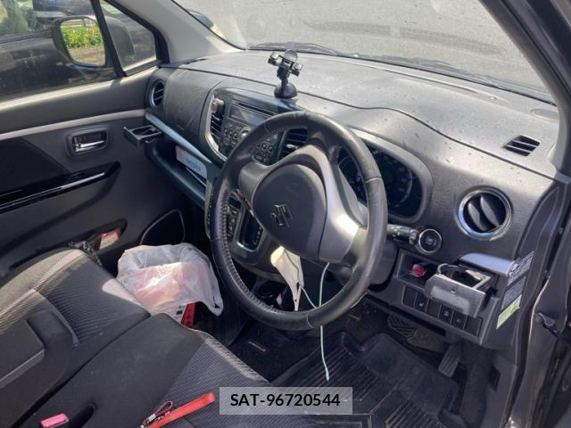 Suzuki WAGON R 2012-11 8220777-16