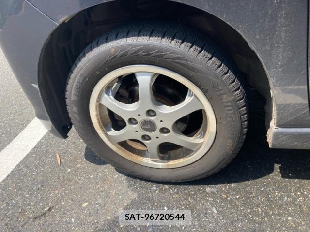 Suzuki WAGON R 2012-11 8220777-4