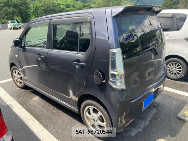 Suzuki WAGON R 2012-11 8220777-8