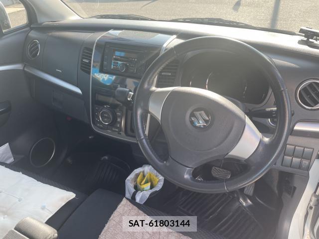 Suzuki WAGON R 2011-07 8222046-3