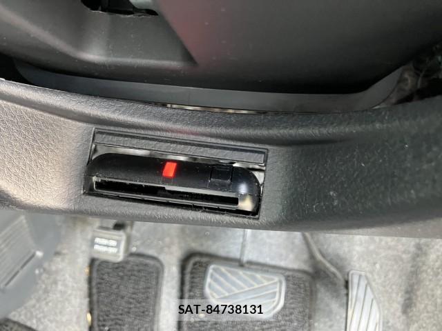 Suzuki WAGON R 2012-01 8222833-5