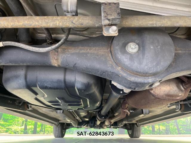 Suzuki WAGON R 2010-07 8223521-18