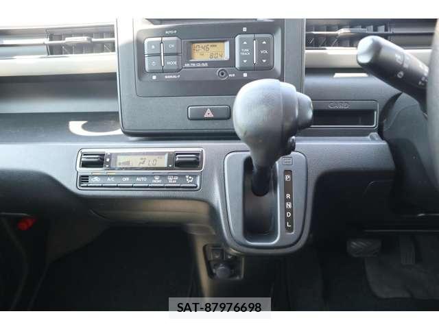 Suzuki WAGON R 2017-10 8216206-11