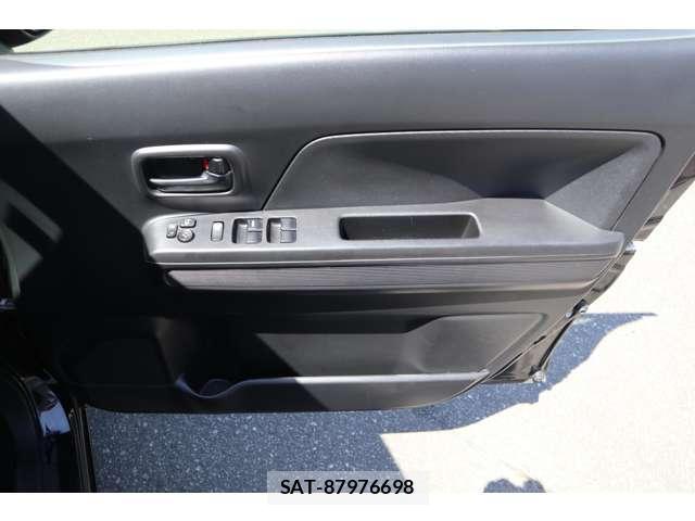 Suzuki WAGON R 2017-10 8216206-19