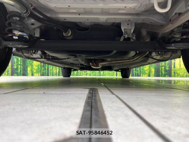 Suzuki WAGON R 2021-06 8216317-18