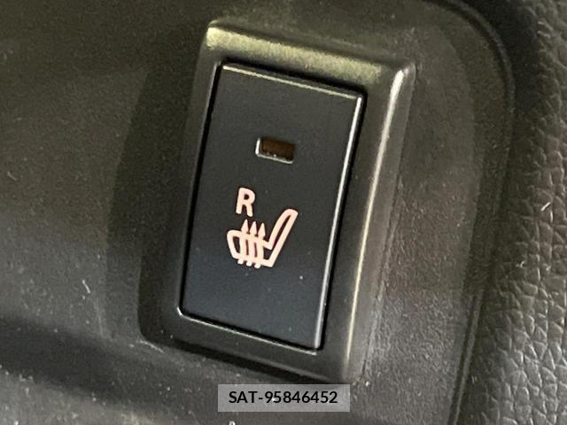 Suzuki WAGON R 2021-06 8216317-6
