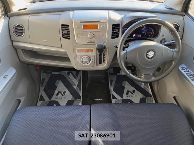Suzuki WAGON R 2011-10 8216357-1