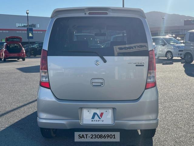 Suzuki WAGON R 2011-10 8216357-15