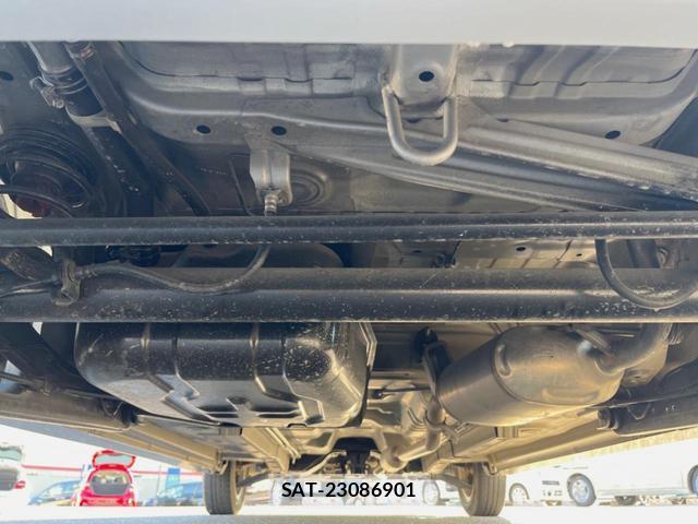 Suzuki WAGON R 2011-10 8216357-18