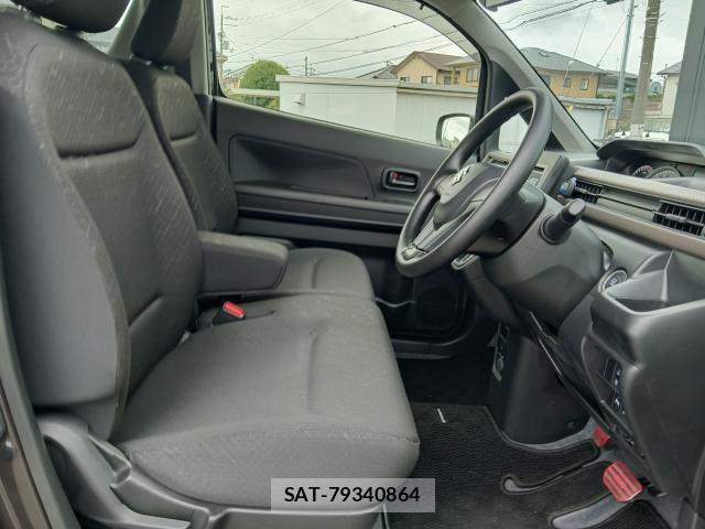 Suzuki WAGON R 2023-12 8216658-8