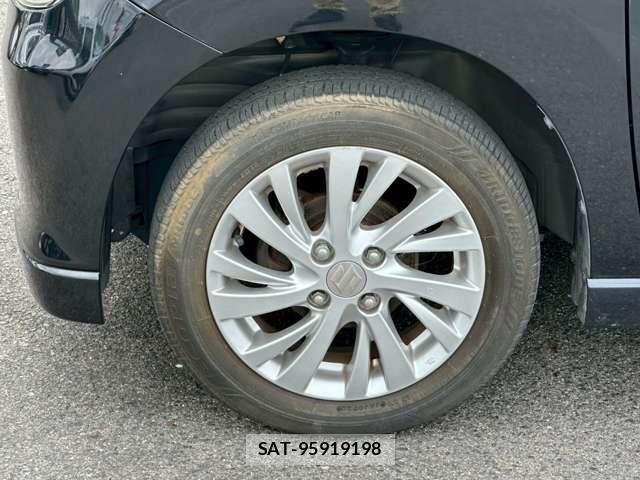 Suzuki WAGON R 2015-11 8218132-17