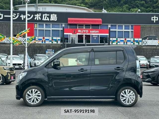 Suzuki WAGON R 2015-11 8218132-5