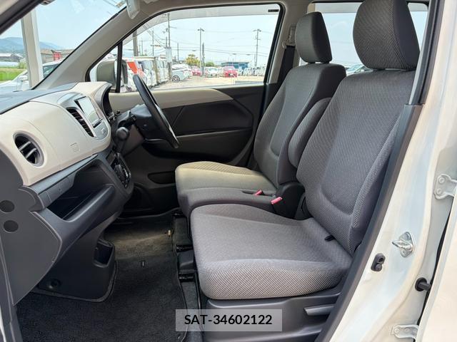 Suzuki WAGON R 2016-11 8218505-6
