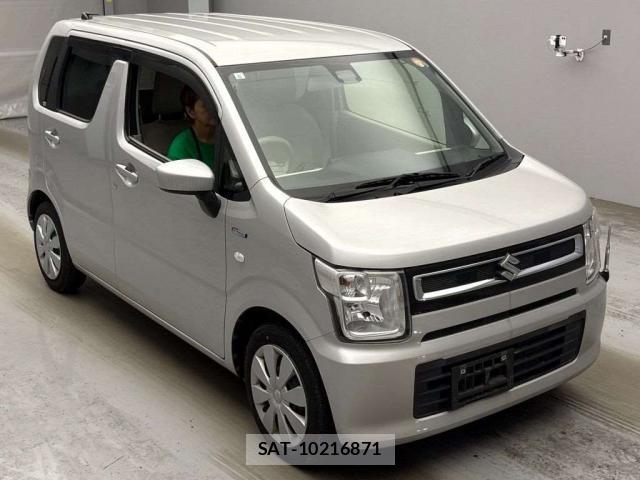 Suzuki WAGON R 2019-07 8218601-0